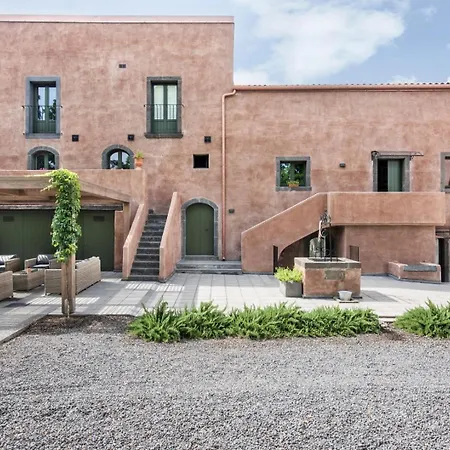 Alloggio per agriturismo Firriato Hospitality Cavanera Etnea Resort&wine Experience Castiglione De Sicilia