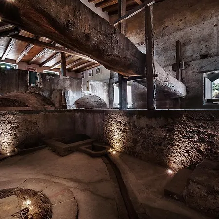 Firriato Hospitality Cavanera Etnea & Wine Experience *